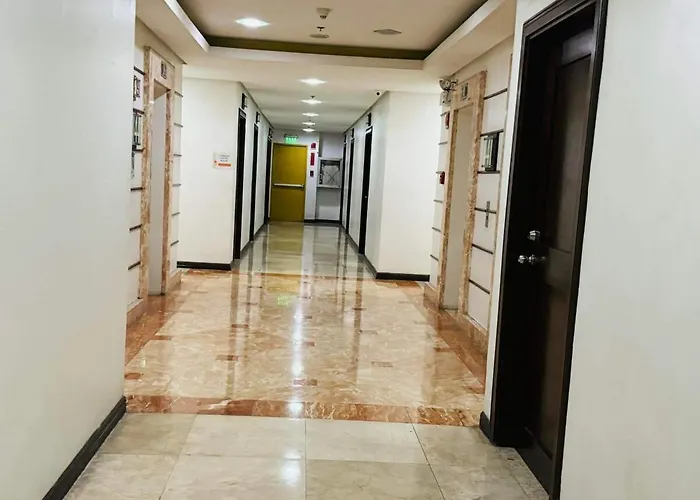 Birch Tower A9 Front Of Robinson Placerizal Park Appartement Manille